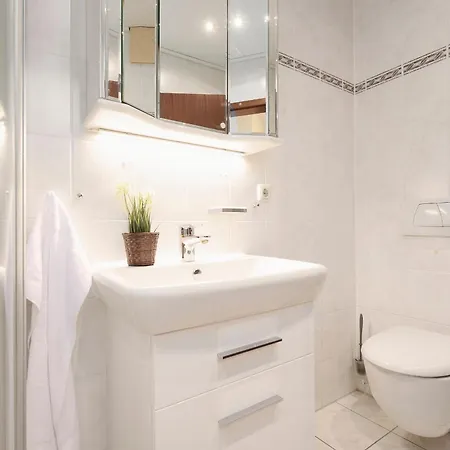 Promenade 18 Lord Nelson Apartment Schonberger Strand